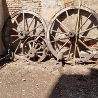 Vecchie ruote carro