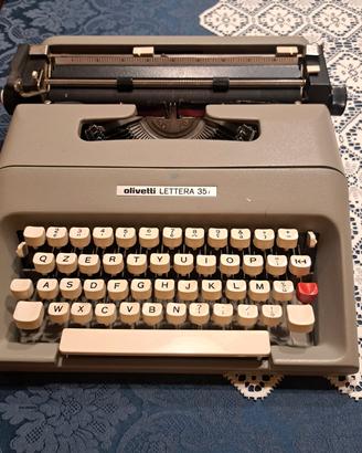 macchina da scrivere vintage