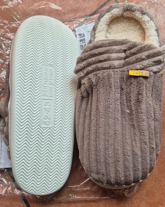 Ciabatte / pantofole calde nuove marroni 42 - 43