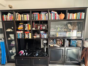 Libreria - parete attrezzata