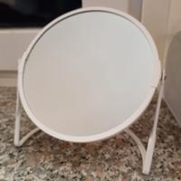 Specchio ingranditore per trucco