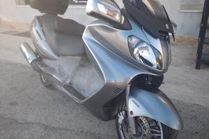Suzuki Burgman 650 Executive