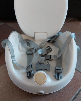 seduta per bambini a tavola 