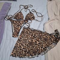 set bikini  shein con pareo tg M