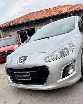 Peugeot 308 1.6 8V e-HDi 112CV Stop&Start 5p. Allu