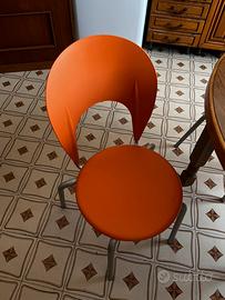 Sedia design arancione conchiglia