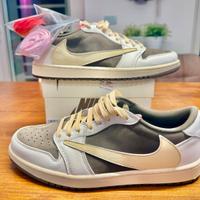 NIKE AIR JORDAN 1 LOW REVERSE MOCHA TRAVIS SCOTT