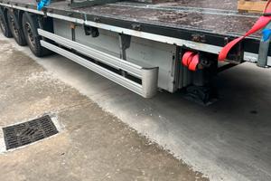 Semirimorchio mega trailer