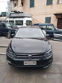 VOLKSWAGEN POLO 1.0 B/M - ANNO 2020 - PER RICAMBI