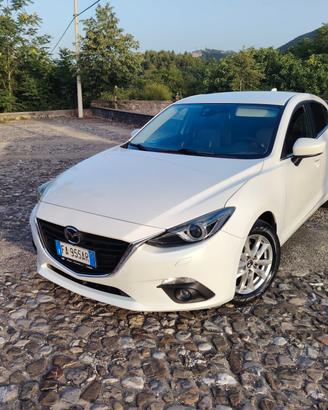 Mazda 3 Mazda3 2.2 Skyactiv-D Exceed-1Proprietario