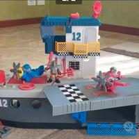 Portaerei Fisher Price