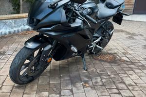 Yamaha yzf-r125