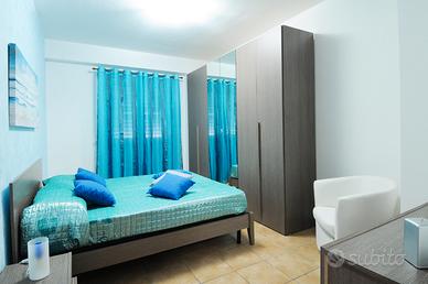 Piano terra a 2 passi dal mare con ampia terrazza