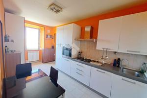 2 LOCALI A FABRICA DI ROMA