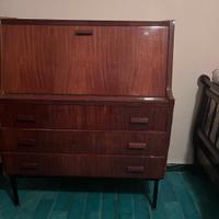 Elegante cassettiera con ripiano occultabile '40