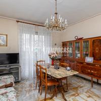 APPARTAMENTO IN CSO TARANTO COMODO AI SERIVIZI!!