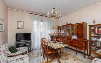 APPARTAMENTO IN CSO TARANTO COMODO AI SERIVIZI!!