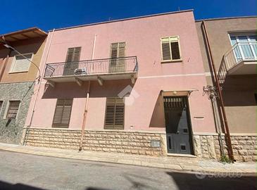 3 LOCALI A TRAPANI