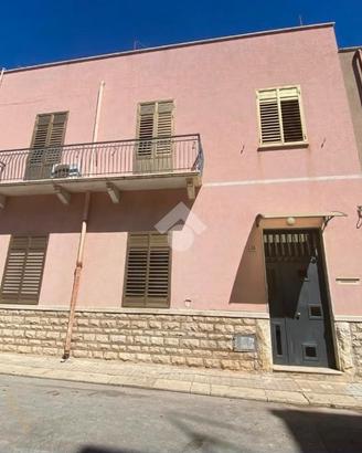 3 LOCALI A TRAPANI