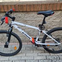 Mountain bike Rockrider 300