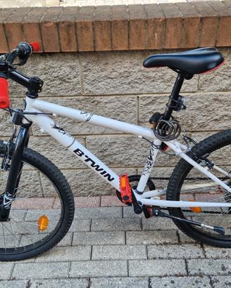 Mountain bike Rockrider 300