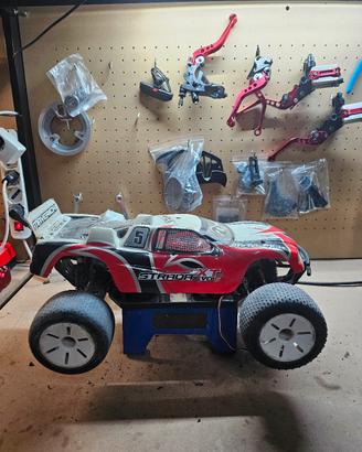 truggy hpi maveric strada 1/10 brushless 