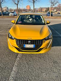 Peugeot 208 1.2 100 cv