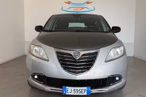 LANCIA Ypsilon 0.9 TwinAir 85 CV 5 porte S&S Sil