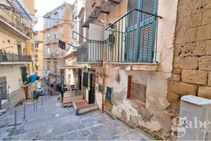 Salita del Petraio - 3 appartamenti oltre giardino