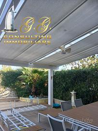 Villa su 2 livelli e spazio esterno Baia Domizia