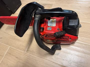 Motosega per potatura