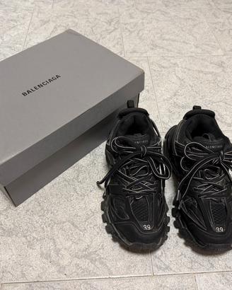 Scarpe balenciaga nere track