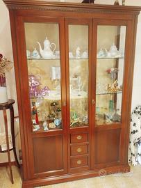 Vetrina in stile classico
