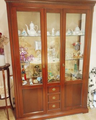 Vetrina in stile classico