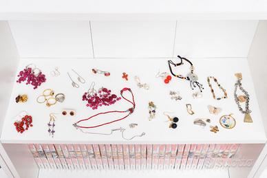 Lotto Di Bigiotteria