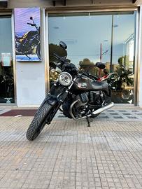 Moto Guzzi V7