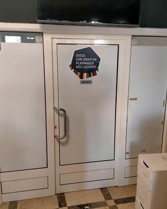 porta alluminio colore bianco