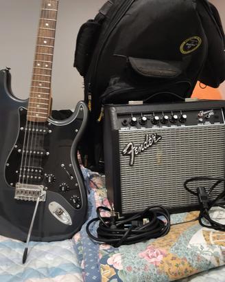 Kit Completo Chitarra Elettrica Squier Stratocaste