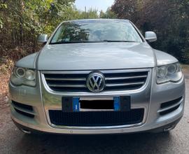 VOLKSWAGEN Touareg - 2008