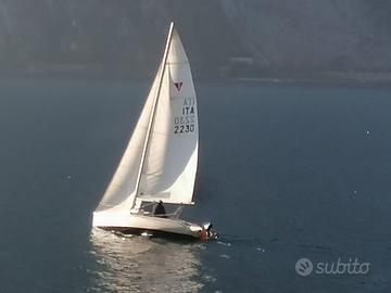 mono 22 junior con posto barca