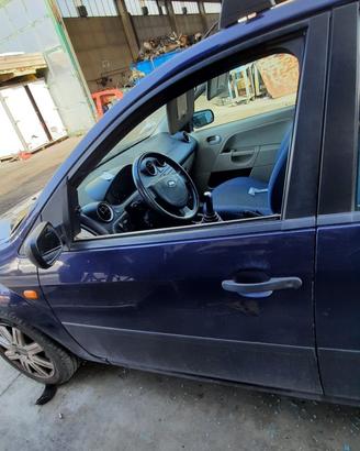 FORD FIESTA 2002 - PORTA ANTERIORE SINISTRO