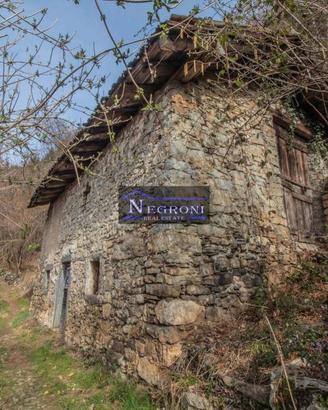 Rustico / Casale di 60 m² con 1 locale a Ardesio