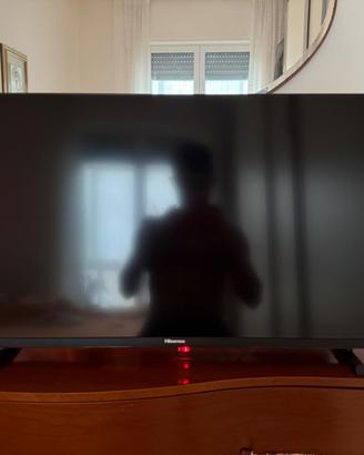 Hisense Smart TV 4K QLED 32"