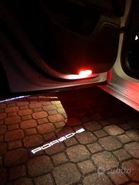 Luci sotto portiere Porsche