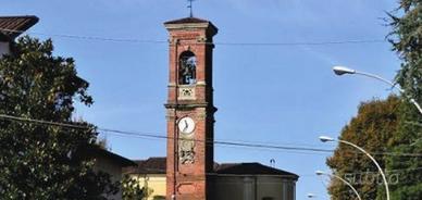 Dalmine con due camere e posto auto privato
