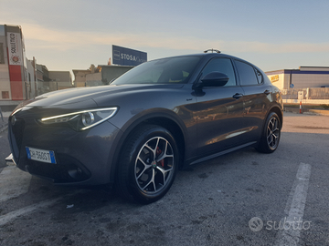 Stelvio Q4 versione Sprint 190 cv