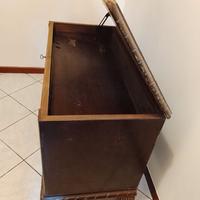 Mobile antico