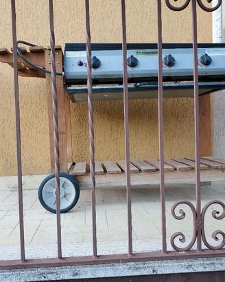 Barbecue a Gas e Pietra lavica con 2 Bombole