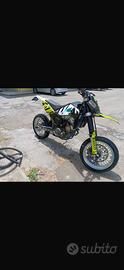 Husqarna super motard
