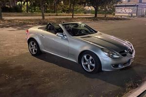  Mercedes SLK anno 2004